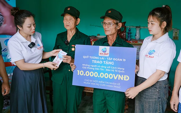 Hình ảnh đội ngũ chăm sóc khách hàng 24/7 của Sinbet, sẵn sàng hỗ trợ người chơi hy88 qua nhiều kênh liên lạc.